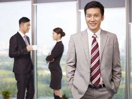 ભીડથી જુદા તરી આવવું