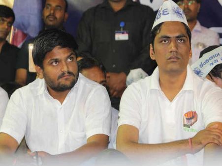 પાસ કોર કમિટીની દિલ્હીની ઉડાન, કોંગ્રેસ સાથે આખરી બેઠક