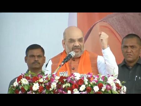 'રાહુલજીએ વર્ષ ગુજરાત માટે શું કર્યું?'