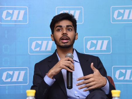 22 વર્ષ પોતાની કંપની