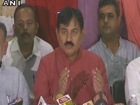 ભરતસિંહ સોલંકીનું રાજીનામું, સોશ્યલ મીડિયા પર VIRAL