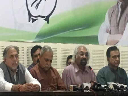 અમદાવાદમાં સામ પિત્રોડા: લોકોની વાત સાંભળવા આવ્યો છું