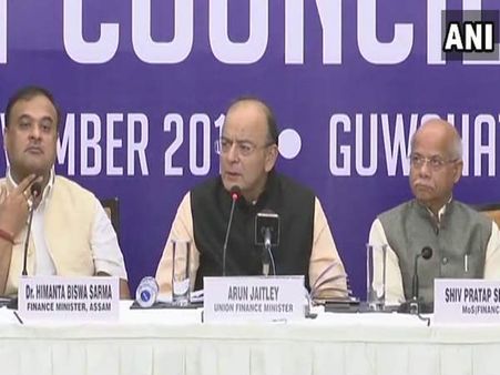 GST અંગે અરુણ જેટલીની જાહેરાત: શું થયું સસ્તું? જાણો અહીં