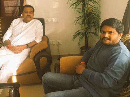 રાહુલને ના મળ્યો હાર્દિક પણ NCPના પ્રફુલ્લ પટેલને મળ્યો