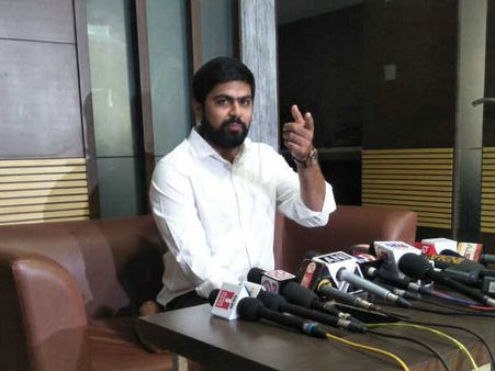 નિખિલ સવાણીનો આક્ષેપ મારી પણ સીડી બહાર પડી શકે છે.