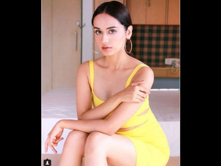 Miss World 2017નો તાજ જીતનાર માનુષી છિલ્લર કોણ છે?