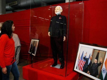 PM મોદીનો સૂટ ખરીદનારના જીજાને મળી BJPની ટિકિટ