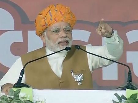 મણિશંકર પર મોદી