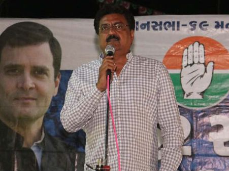 રાજકોટ: દિવ્યનીલ પર હુમલો, ભાજપના કાર્યકરો સામે રાયટનો ગુનો