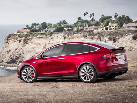 મોડલ એક્સનો પાવર 