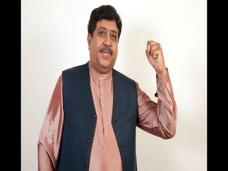 જાણો તમારા ઉમેદવારને: ધારીથી ભાજપના દિલીપભાઈ સંઘાણી