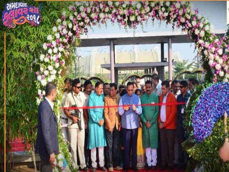 હેરીટેજ થીમ પર આધારિત ફ્લાવર શોનું રૂપાણીએ કર્યું ઉદ્ધાટન