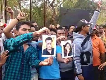 સમગ્ર ગુજરાતમાં સલમાન ખાન અને શિલ્પા શેટ્ટીનો થયો વિરોધ