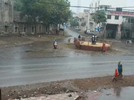 ઓખીને કારણે ઠેર ઠેર વરસાદથી ઉભા પાકને નુકસાન,ખેડૂતો ચિંતામાં