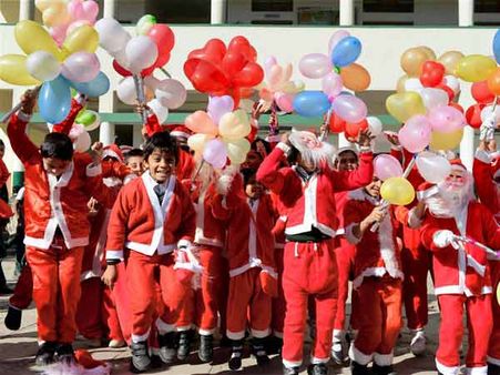 રાષ્ટ્રપતિ અને વડાપ્રધાને દેશવાસીઓને કહ્યું, મેરી ક્રિસમસ