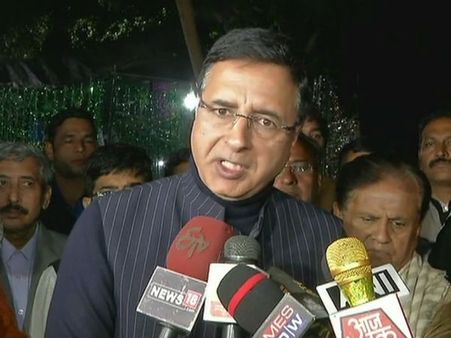 ચૂંટણી પંચ સામે PMની ફરિયાદ લઇને કોંગ્રેસનું પ્રતિનિધિમંડળ પહોંચ્યું