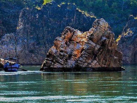 સંગેમરમર પહાડ 