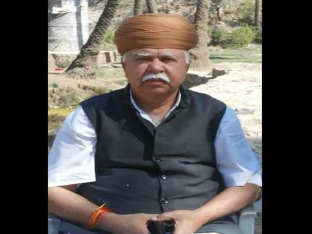 પદ્માવત: કરણી સેનાનો વિરોધ ચાલુ રહેશે કે ફિલ્મ રિલીઝ થશે?