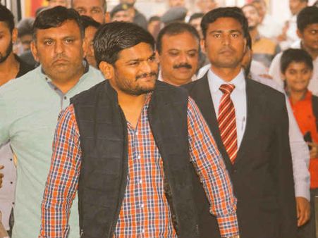 ગોડસેના બદલે ભગતસિંહ જેવું બનવાનું પસંદ કર્યો એટલે કેસ થયો : હાર્દિક પટેલ