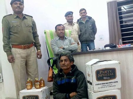 હળવદમાંથી પકડાયો વિદેશી દારૂનો જથ્થો, આરોપીની ધરપકડ