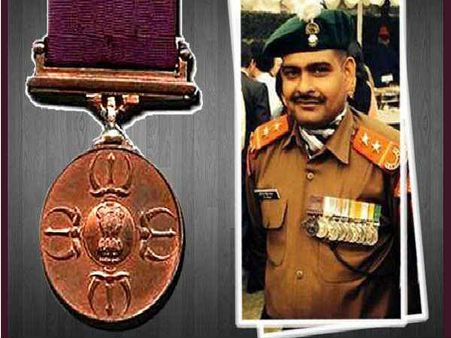 ગણતંત્ર વિશેષ: 15 ગોળીઓ ખાઇને પણ કારગિલ પર લહેરાવ્યો ત્રિંરગો