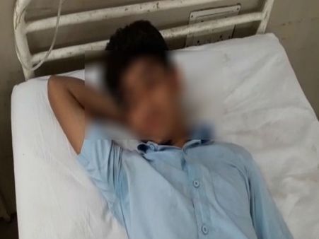 સ્કૂલ ફી ના ભરવા મામલે વિદ્યાર્થીએ કર્યો આત્મહત્યાનો પ્રયાસ