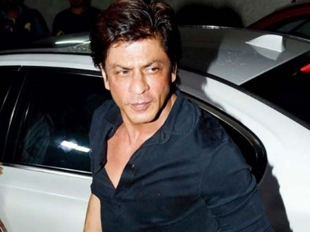 આવકવેરા વિભાગે અટેચ કર્યું SRKનું ફાર્મહાઉસ