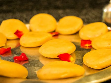 પીળી વસ્તુનો ભોગ