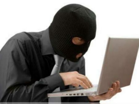 શોપીંગ વેબસાઇટ Amazon સાથે થઇ રૂપિયા 22 લાખની છેતરપીંડી