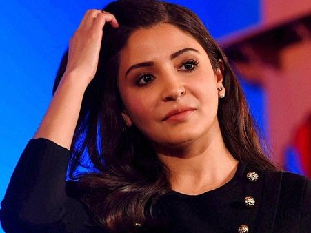 શ્રીદેવી માટે અનુષ્કા શર્માએ પરી નું પ્રીમિયર કેન્સલ કર્યું