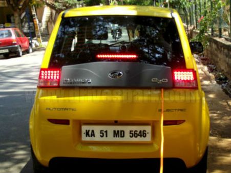 હવે રેલવે સ્ટેશન પર ચાર્જ કરો તમારું ઇલેક્ટ્રિક વાહન