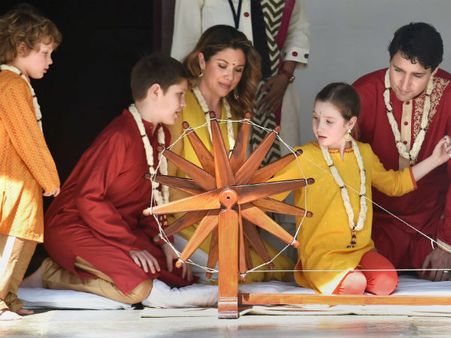 ઘણા વિવાદો પછી કેનેડિયન પીએમ ગુજરાત પહોંચ્યા, જોરદાર સ્વાગત