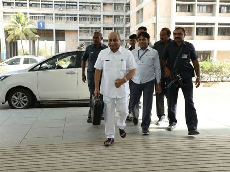 ગુજરાત બજેટ 2018-19 : નવી સરકાર આજે રજૂ કરશે બજેટ