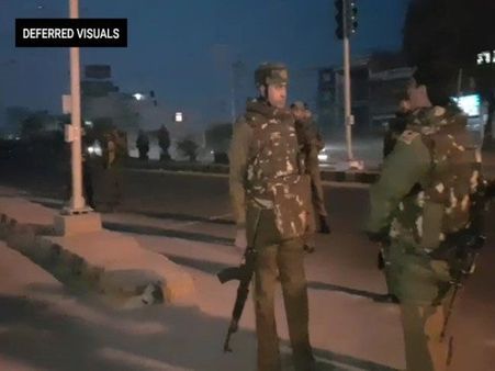 જમ્મુ કાશ્મીર : સેનાના કેમ્પ પર આતંકીઓ કર્યો હુમલો