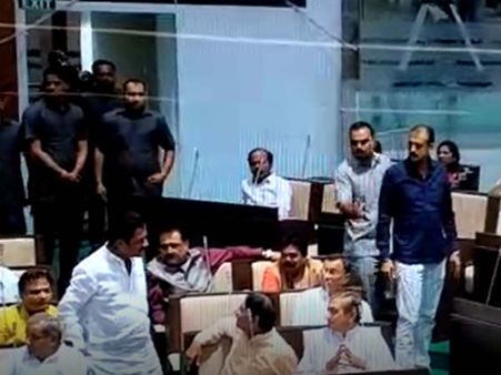વિધાનસભામાં કોંગ્રેસ વિધાયક અને BJPના વિધાયક વચ્ચે લાફાવાળી