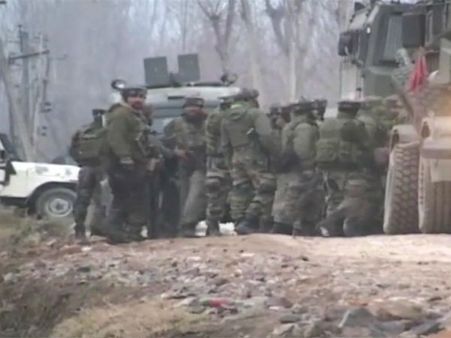 જમ્મુ કાશ્મીર: બાંદીપોરમાં સેનાએ એક આતંકીને માર્યો, શરૂ થઇ પથ્થરબાજી