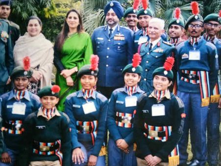 બી.બી.એની વિદ્યાર્થીની એન.સી.સી. કેડેટ તરીકે ગુજરાતનું નામ રાષ્ટ્રીય સ્તરે કર્યું રોશન