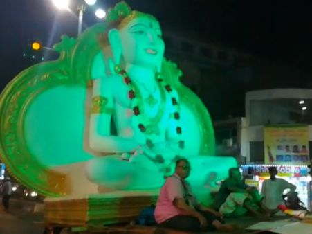 મહાવીર જંયતિ નિમિત્તે ગુજરાતમાં ઠેર ઠેર ઉજવણી