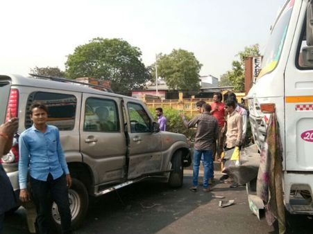 પ્રવીણ તોગડીયાની હત્યાનું કાવતરું, સુરત પાસે ટ્રક ચઢાવી દેવામાં આવીનો આક્ષેપ