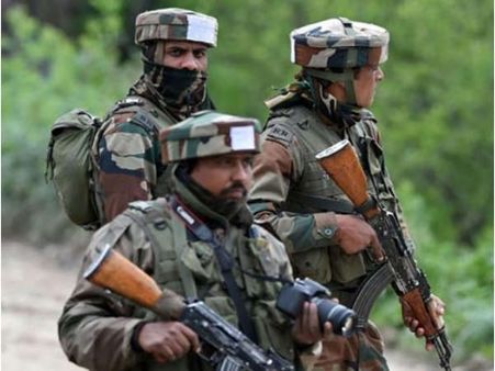 J& K : હિઝબુલ કમાન્ડર અને તેના બોડીગાર્ડનો સેનાએ કર્યો ખાતમો