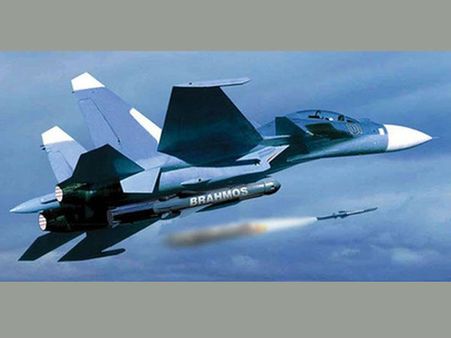 તેમ છતાં છે હથિયારોની અછત