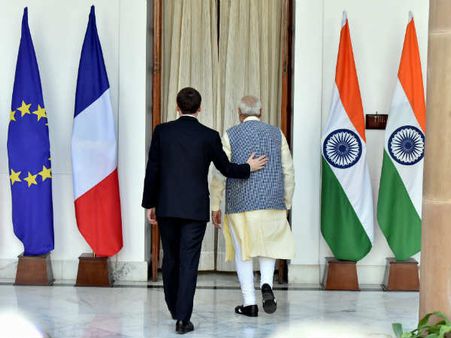 જમીનથી લઇને આકાશ સુધી