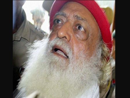 પહેલા જપ્યું રામ-નામ પછી હસવા લાગ્યો આસારામ