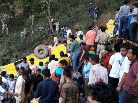 હિમાચલ પ્રદેશમાં 200 ફીટ ઊંડી ખીણમાં પડી સ્કૂલ બસ, 24 બાળકોની મોત