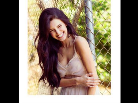 કેટરિના જેવી દેખાય છે ઇઝાબેલ કૈફ કેટરિના જેવી દેખાય છે ઇઝાબેલ કૈફ