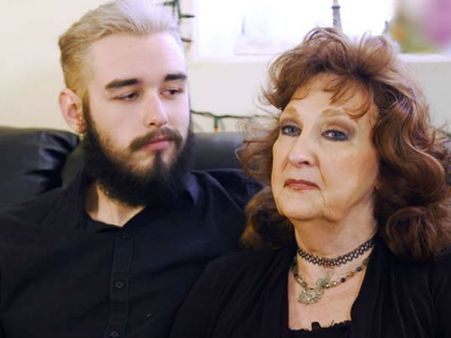 19 વર્ષના યુવકની 72 વર્ષની પત્ની, અજબ પ્રેમની ગજબ કહાની