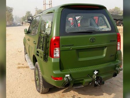 ટાટા સફારી સ્ટોર્મ આર્મી એડિશન