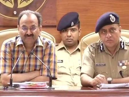 આ ધારાઓમાં કેસ નોંધાયો છે