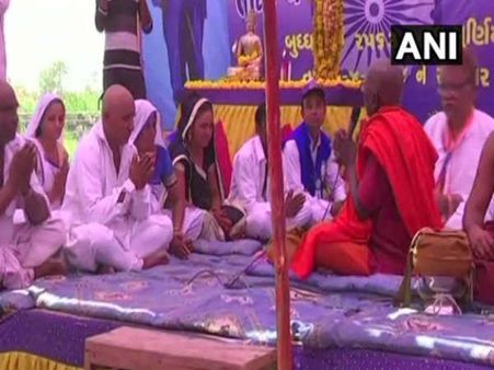 ઉનાકાંડ પછી પીડિત દલિતોએ કર્યો હિંદુ ધર્મનો ત્યાગ, જણાવ્યું આ દુખ