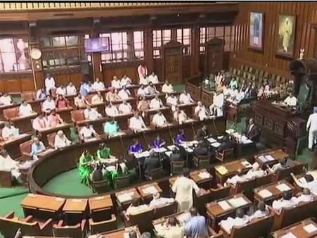 સાંજે 4 વાગે ફ્લોર ટેસ્ટ 